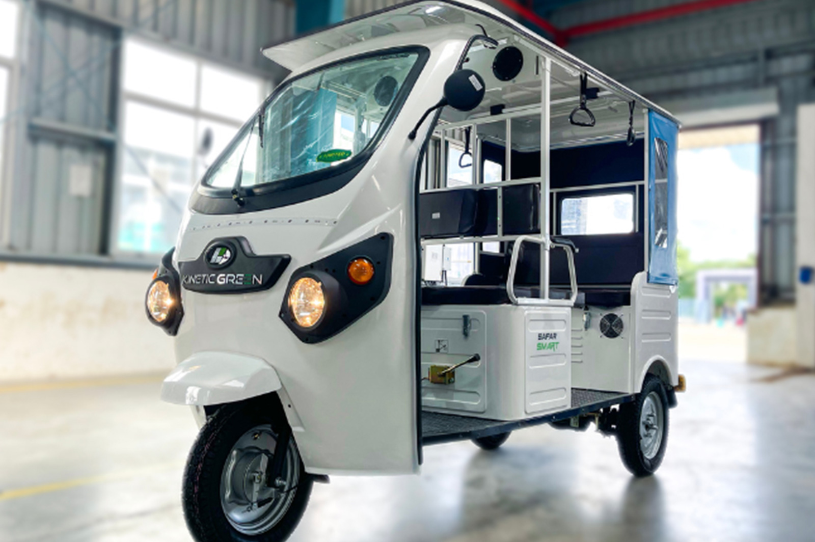 E-Luna showroom in ranchi